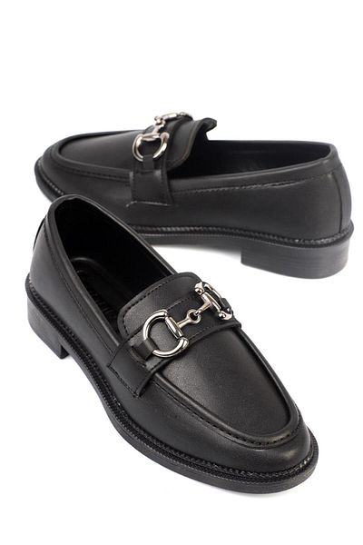 Capone Outfitters Women's Loafer with Metal Buckle