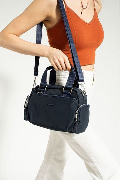 MEGA ÇANTA Geantă de umăr și crossbody cu 2 curele din satin pentru femei 526
