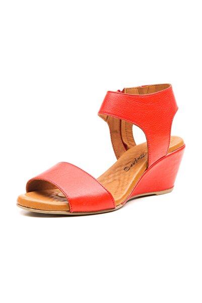Zeynep Sıradağlı Pietra Orthopedic Genuine Leather Sandals Red