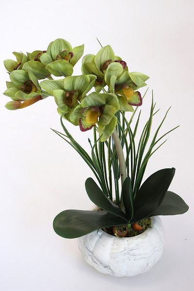 Yapay Çiçek Deposu Green Orchid Tanzimi - Wet Textured Concrete Flower Pot