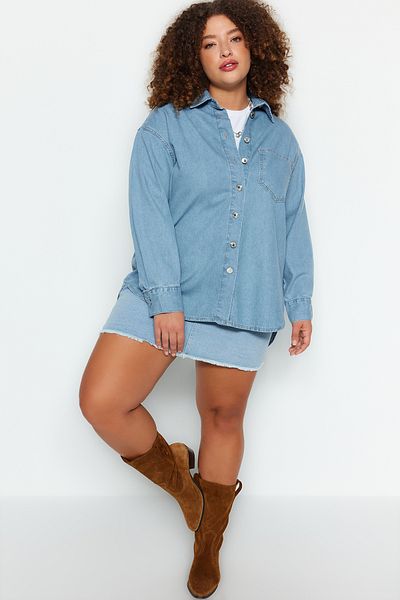 Trendyol Curve Svetlomodrá oversize džínsová košeľa TBBAW24AX00016