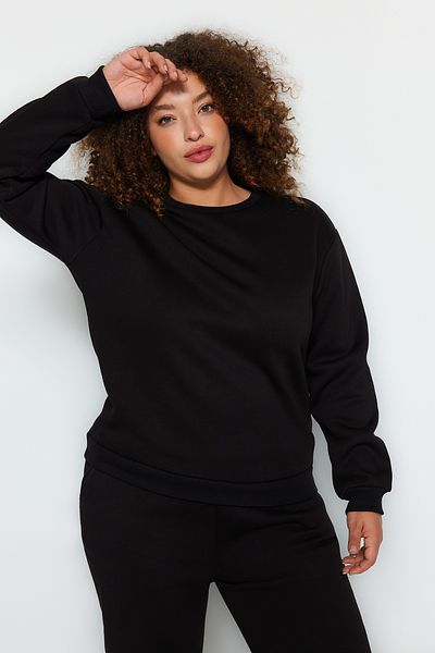 Trendyol Curve Schwarzes Fleece-Trainingsanzug-Set in Übergröße – TBBAW24TS00000