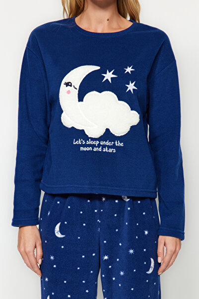 Trendyol Collection Sötétkék Galaxy mintás polár téli kötött pizsama szett THMAW24PT00027
