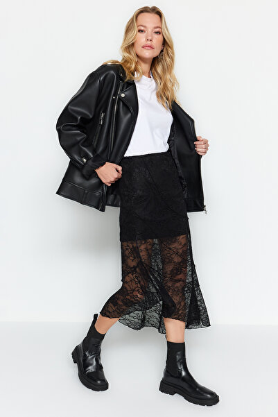 Trendyol Collection Чорна асиметрична мереживна спідниця міді на підкладці TWOAW24ET00331