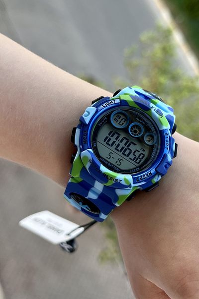 Daniel Klein Light Blue Color 4 Different Lights 5 ATM Kids Wristwatch