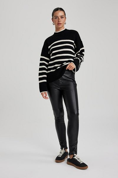 DeFacto Faux Leather Basic Plain Zippered Leg High Waist Leggings V4703Az23Wn