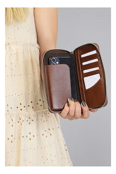 Wia Unisex Rfid Protected Leather Hand Portfolio, Tan 833