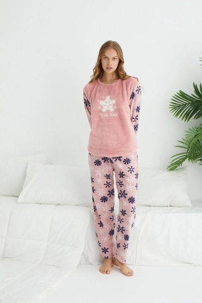 Estiva Women's Winter Snow Patterned Fleece Pajama Set