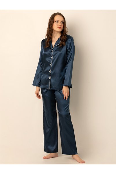 Doremi Set pijamale din satin cu maneca lunga.