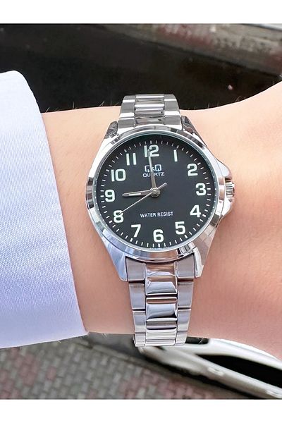 Q&Q QZ5571J89Y Numeral Women's Wristwatch