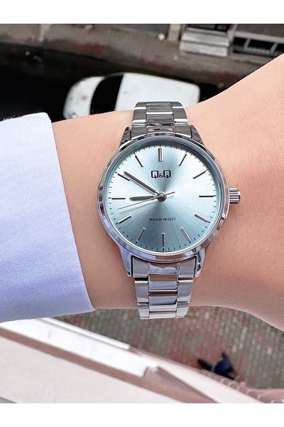 Q&Q QZ5571J87Y Colorful Dial Women's Wristwatch
