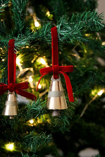 Beige & Stone X Den.interiors Christmas Tree Ornament Large Bell with Ribbon