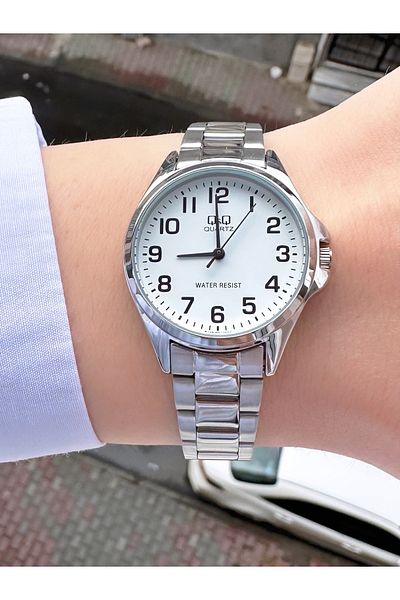 Q&Q QZ5571J89Y Numeral Women's Wristwatch