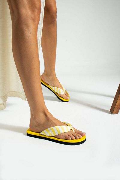Bermody Flip Flops Bella Yellow Chiffon Puff Fabric nu rănește papucii de plajă