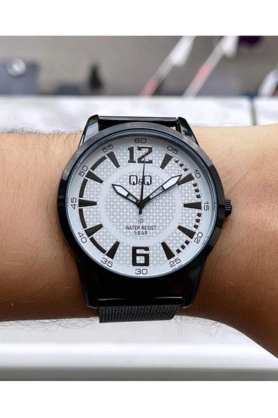 Q&Q Men's Wicker Cord Wristwatch