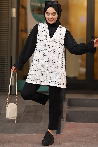CNG MODA V-Neck Tweed Sweater