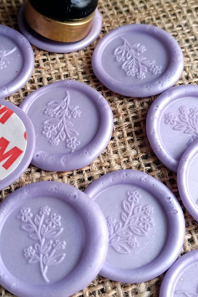 Dekorden 50 adhesive seals - Lilac
