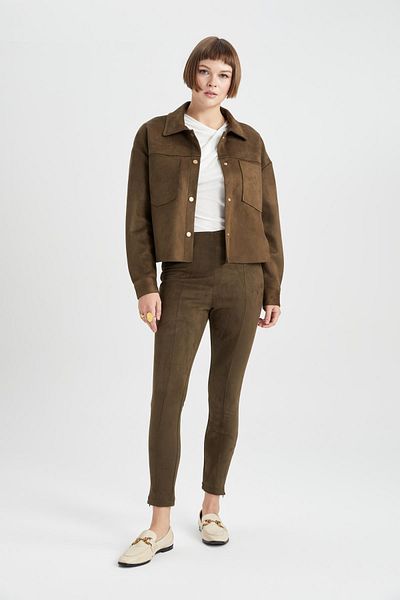 DeFacto Crop Snap Pocket Suede Shirt Jacket B2983Ax23Wn