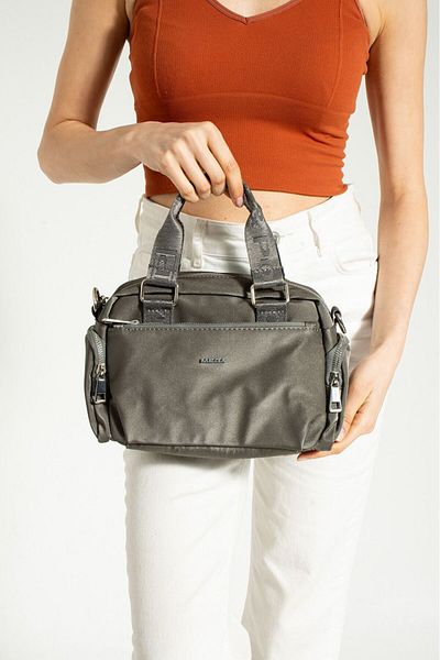 MEGA ÇANTA Geantă de umăr și crossbody cu 2 curele din satin pentru femei 526