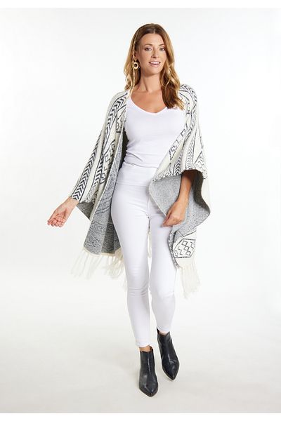 USHA FESTIVAL - Strick Poncho Carnea Design