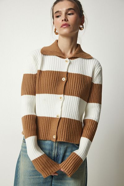 Happiness İstanbul Damen-Strickjacke mit Polokragen und Knöpfen in Keksknochen-Optik US00916