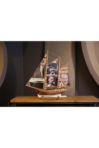 AYHAN KOTRA Mustafa Kemal Atatürk Printed Cloth Sailboat, Wooden Model Ship Model Home, Office Gift and Accessory