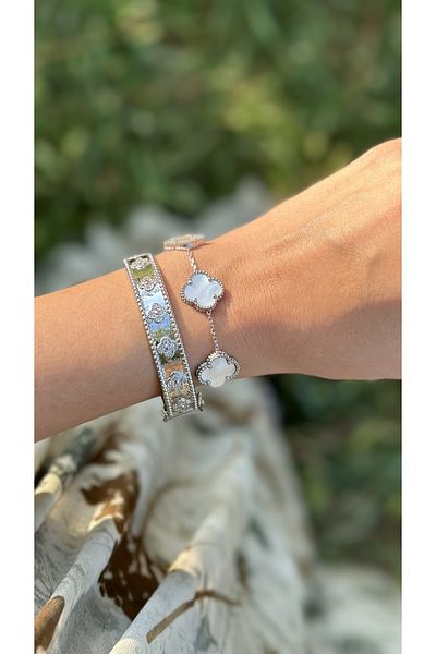 Opia JEWELRY - سوار VCA من الفولاذ ذو الجزء العلوي