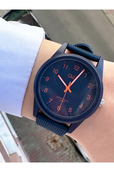 Q&Q VS12J444Yz Waterproof Unisex Wristwatch