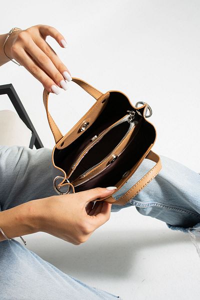 YOGII Kampot Model Leather A Ποιοτική τσάντα χιαστί ώμου με πολλές τσέπες Λειτουργική VIP