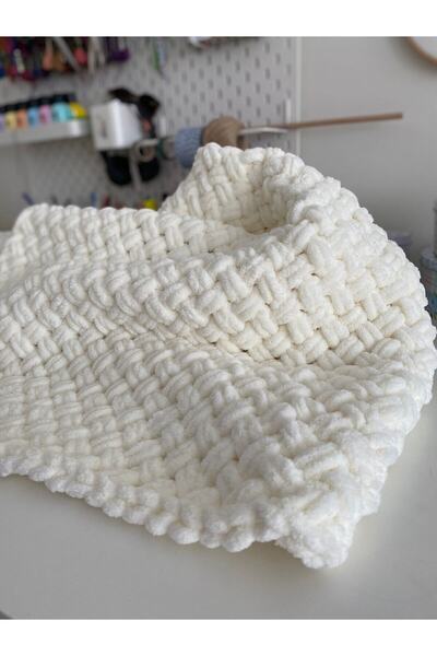 Alize Puffy Knitted Baby Blanket