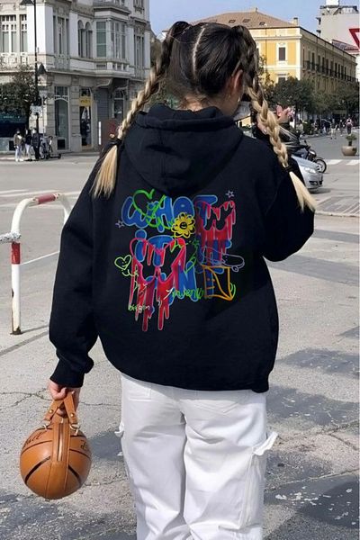 Gofeel Harajuku Street - Black Hooded and Colorful Shapes Sweatshirt