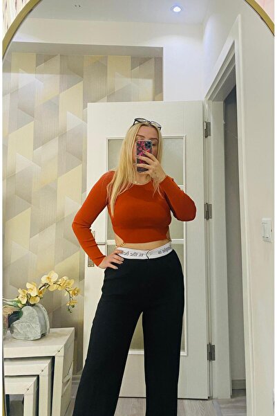 SUSEEMODA Yan Gold Zincir Detaylı Kiremit Triko Bluz
