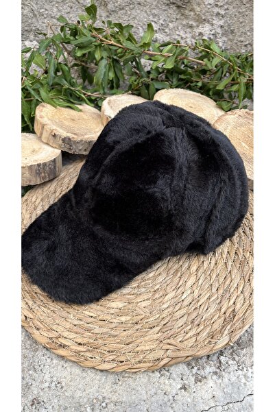 İşnar Kadın peluş kasket şapka