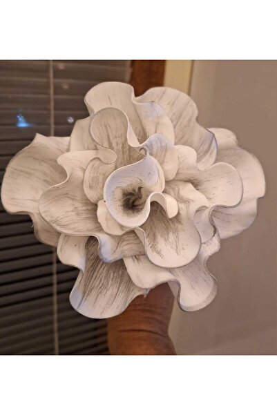 kutmen زهرة اللاتكس ذات التفاصيل الفضية البيضاء