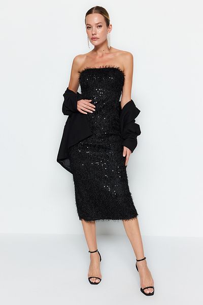 Trendyol Collection Elegantes Abendkleid mit schwarzen Fransen und Pailletten TPRAW24EL00277