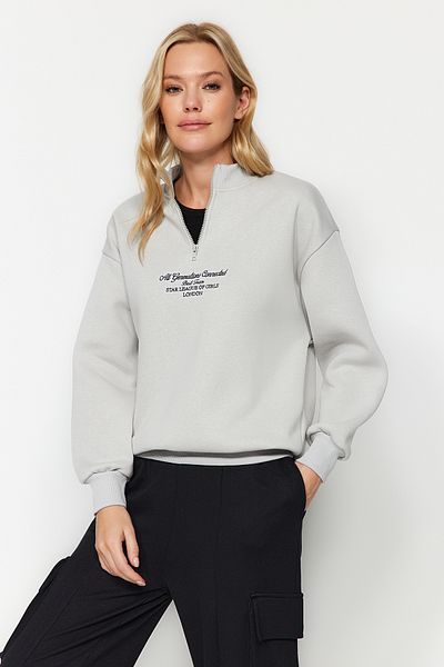 Trendyol Collection Gray Thick Fleece Inside Zippered Stand Collar Oversize/Wide Fit Knitted Sweatshirt TWOAW24SW00127