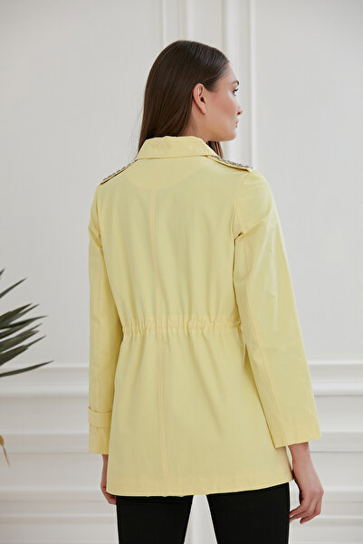 Trenç Boncuk İşleme Detaylı Kadın Trençkot