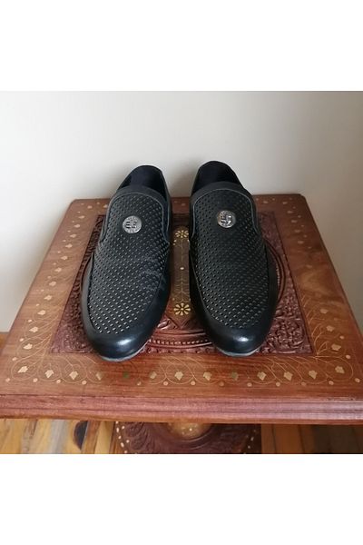 Butik Tülin Unisex Genuine Leather Black Staple Hole Airy Sides Rubberized Hard Thin Pure Rubber Sole Loafer
