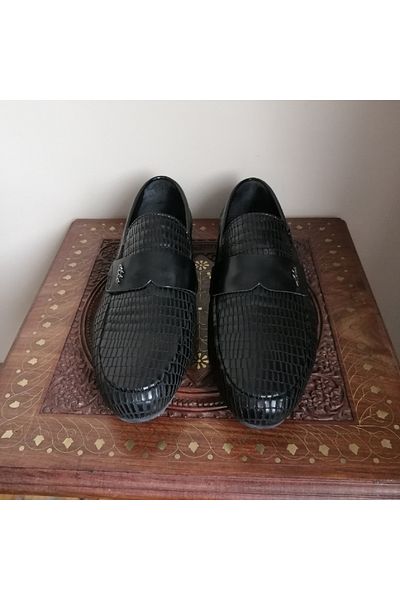 Butik Tülin Unisex genuine leather black croco print banded sides rubberized hard thin puree rubber sole loafer