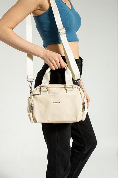 MEGA ÇANTA Geantă de umăr și crossbody cu 2 curele din satin pentru femei 526
