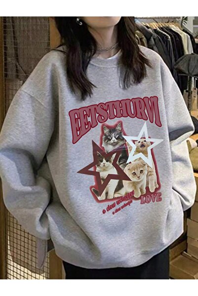 Tarzsokak Γκρι φούτερ με μοτίβο γράμματα και γάτα, εκτός ώμου, σε μεγάλο μέγεθος