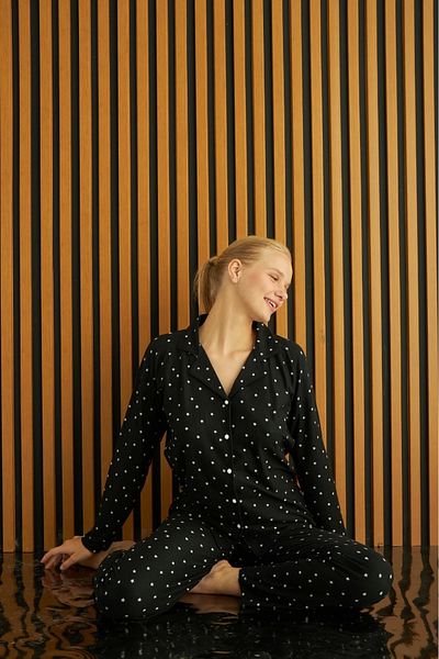 Pijamoni SET DE PIJAMALE PIAJAMALE PENTRU FĂMĂ 5660 - NEGRU