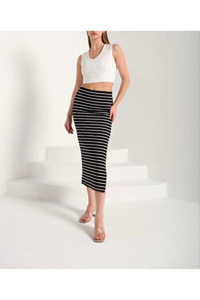 SUYA US WEAR Спідниця середньої довжини з глибоким розрізом збоку