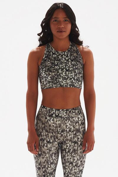 Comm-Ci Спортен суфле сутиен с щампа на гърба от органичен памук