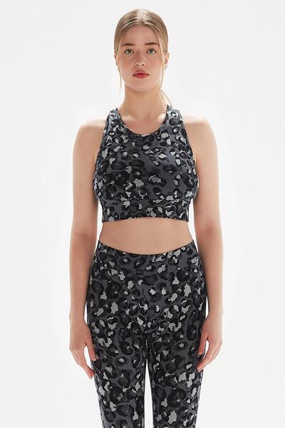 Comm-Ci Сутиен за спортни панталони с щампа на гърба от органичен памук в тъм...