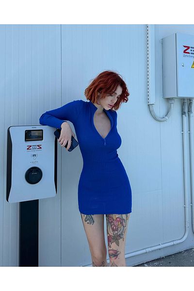 Friday Mood Stand Collar με φερμουάρ με ραβδώσεις Basic Dress Saks