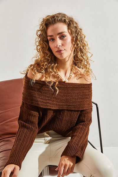 Bianco Lucci Damenpullover mit Rüschenkragen
