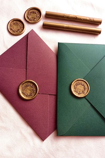 Dekorden Burgundy & Dark green sealed envelope, 100 pieces