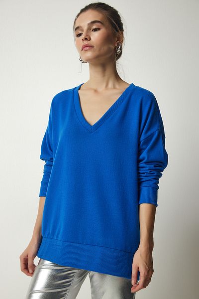 Happiness İstanbul Pulover tricotat moale cu decolteu în V albastru cobalt pentru femei UB00197