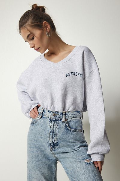 Happiness İstanbul Women's Gray Melange V-Neck Oversize Crop Knitted Sweatshirt MC00239